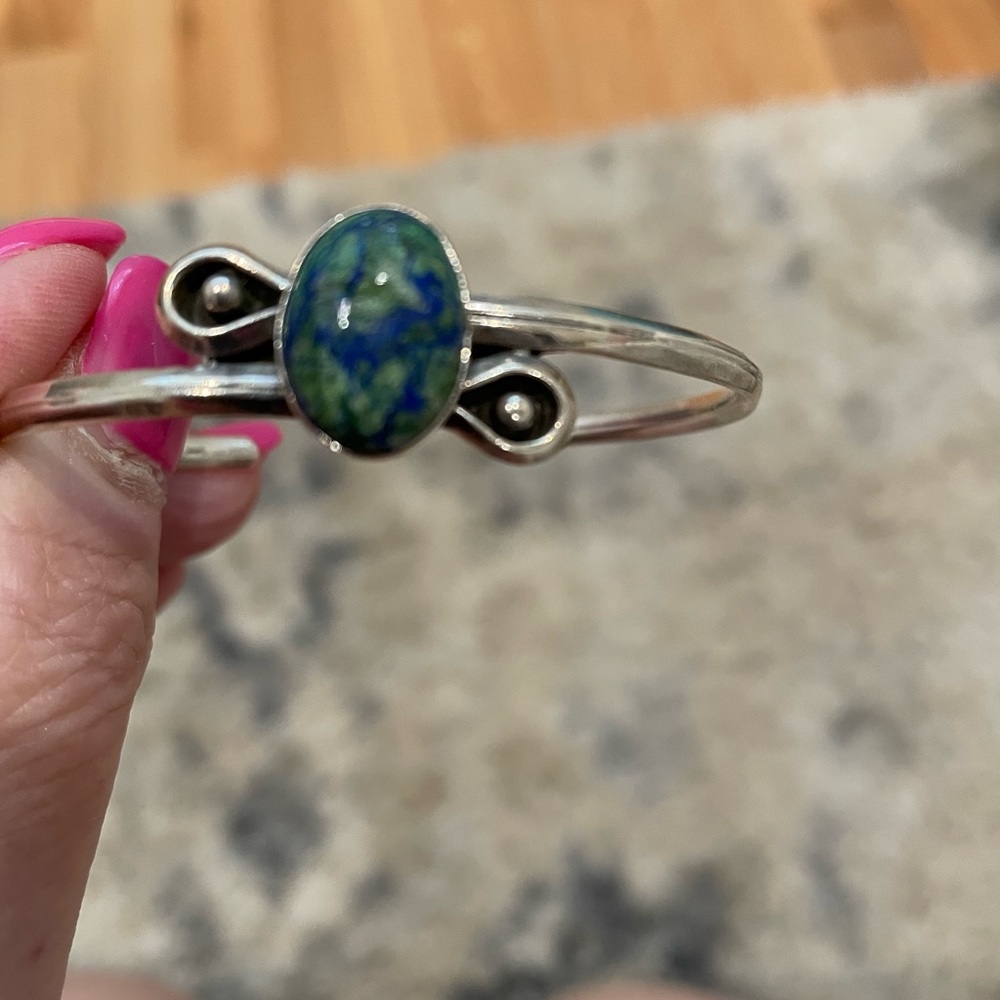 Sterling Silver Southwestern Azurite Crystal Dainty Cuff Bracelet.. NWOT - Picture 4 of 8